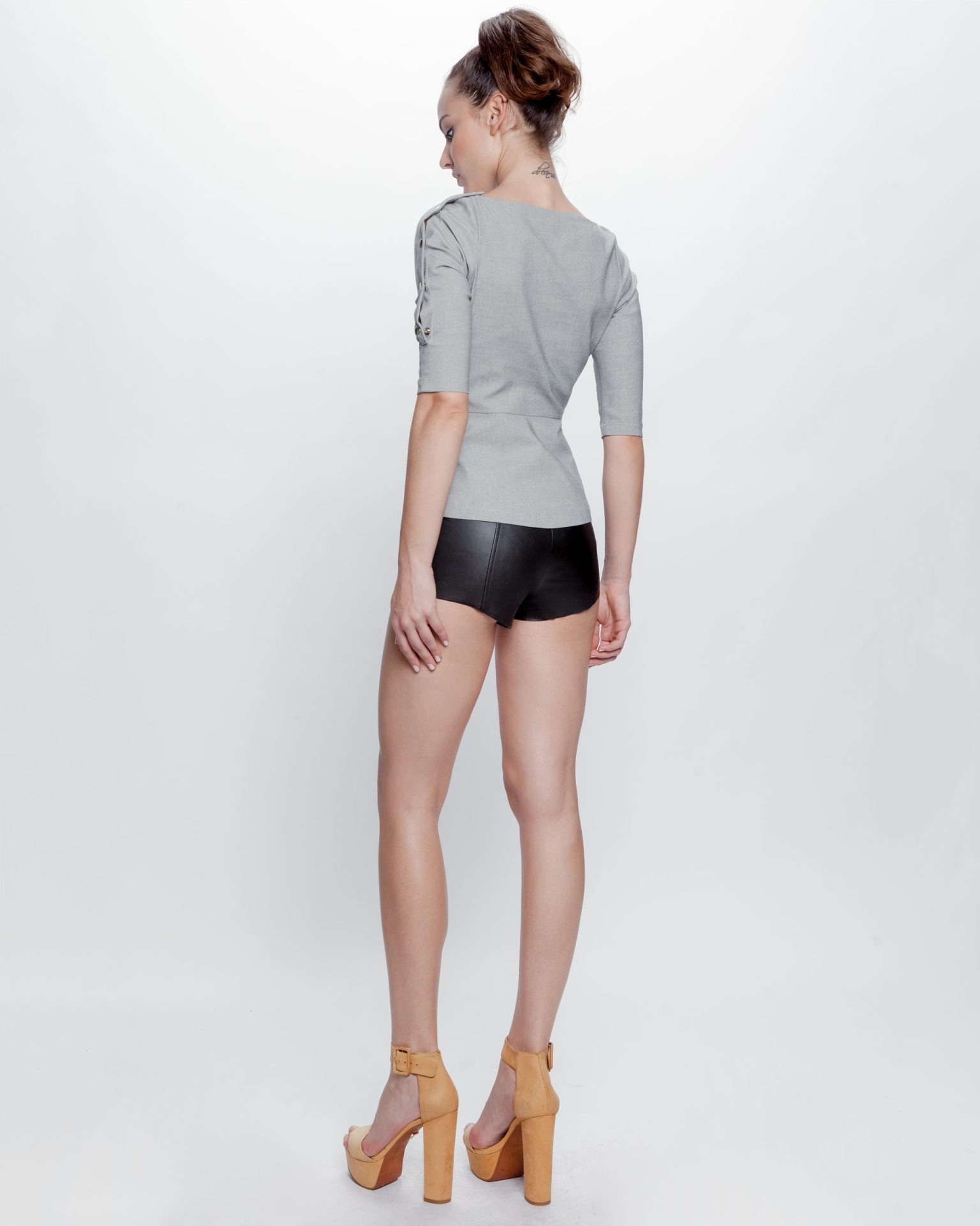 Hotpant de Couro Stretch - Imagem 2