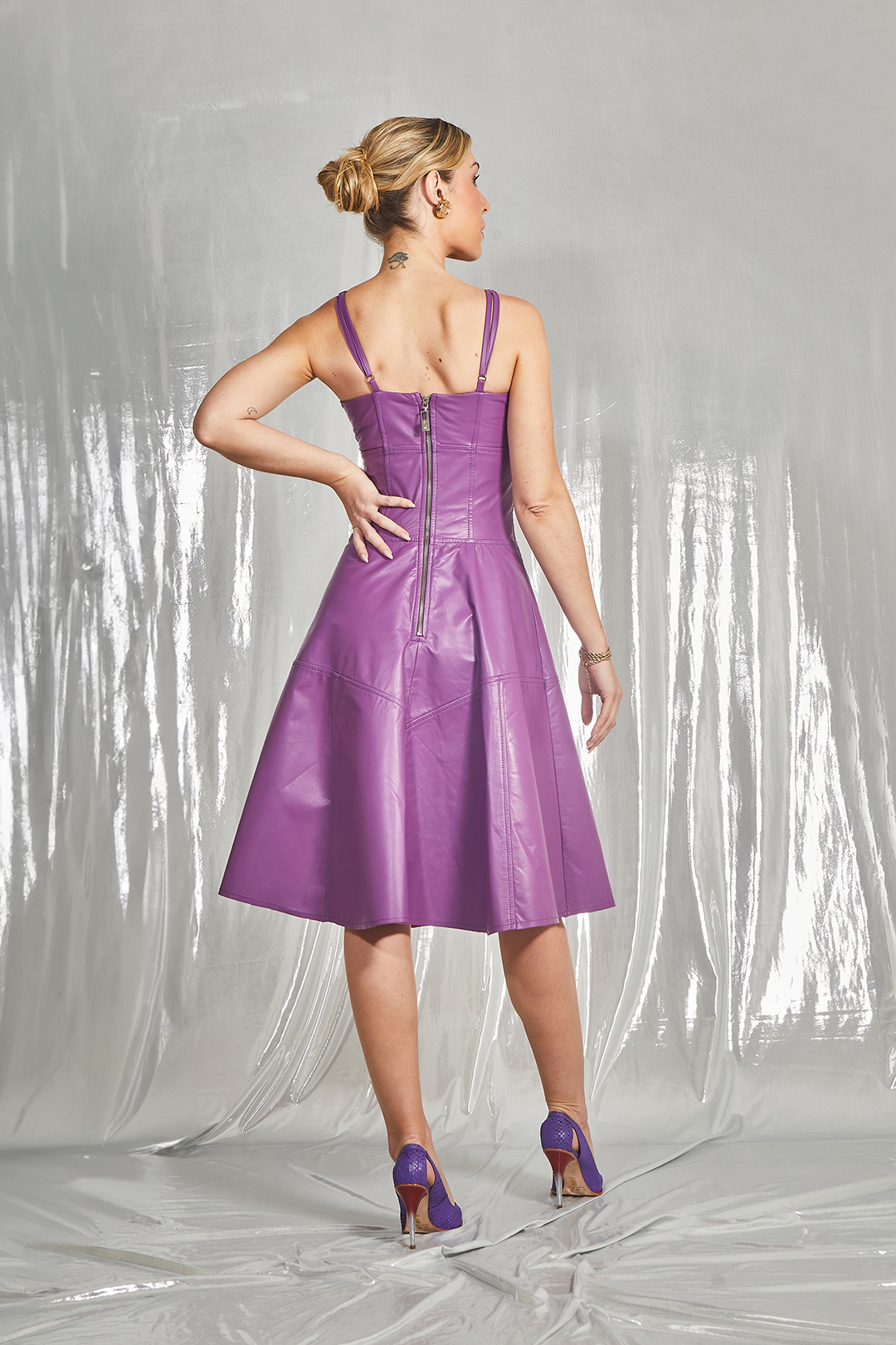 Vestido Maju de Couro - Imagem 2